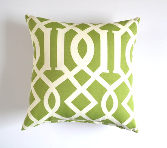 Aislinn Olive green outdoor cushion cover 16 Geometric pattern