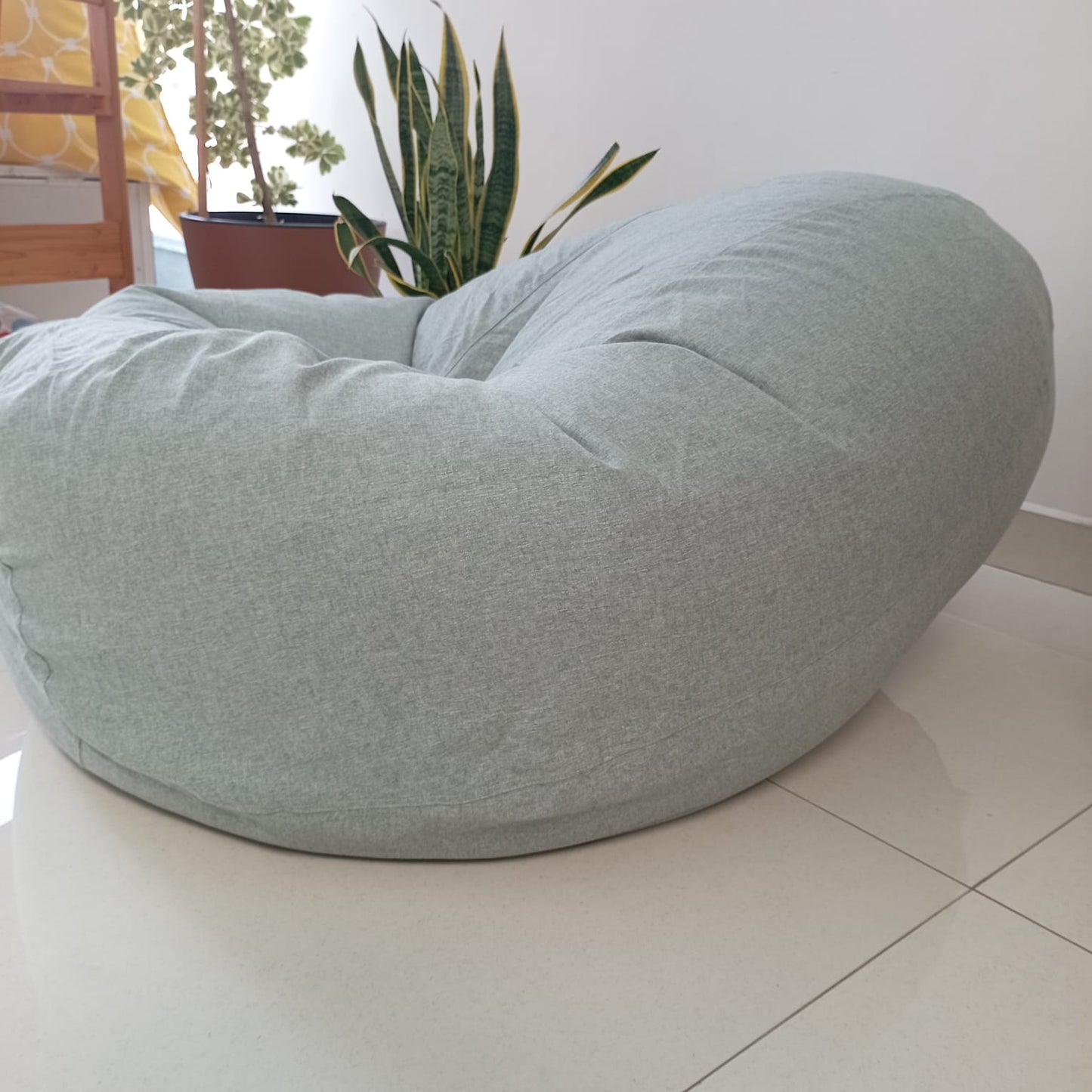 LEVI Ash /Grey round bean bag chair