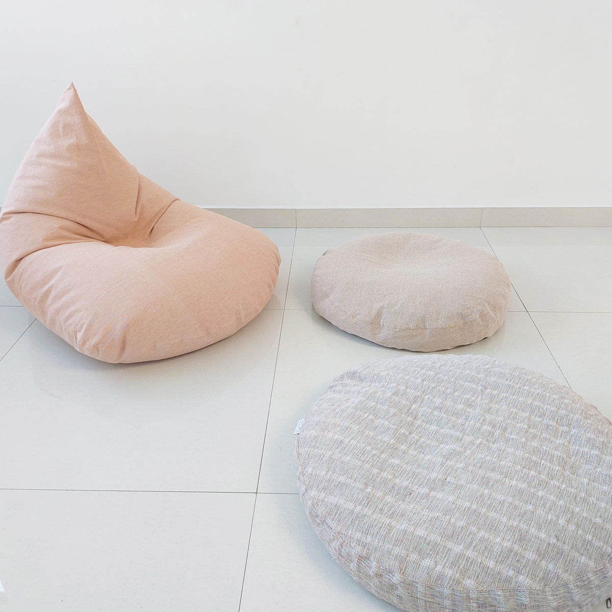LARA Pale pink/Blush bean bag in handloom cotton Slight Defect