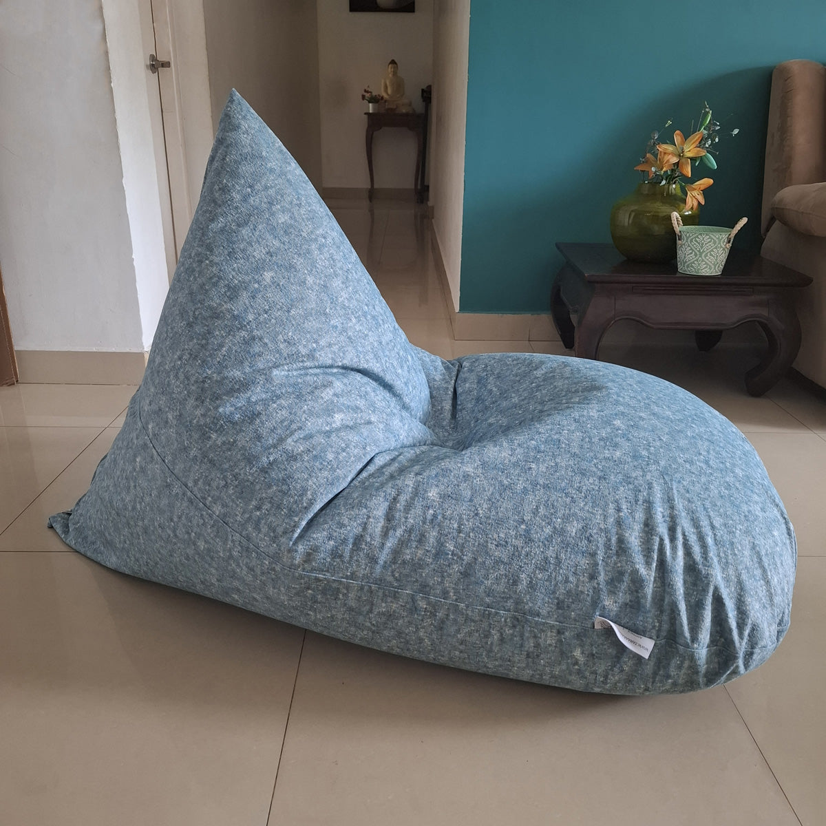 TALIA blue bean bag