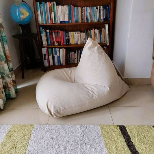DOVE-compact off white Bean Bag in linen-look cotton SLIGHT DEFECT