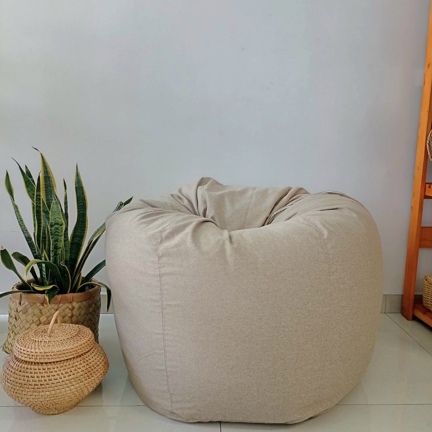 MASON Beige Sand Round XL bean bag chair