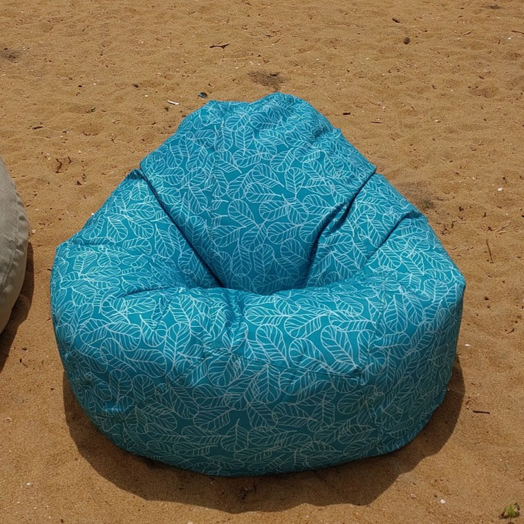 Blue waterproof outdoor bean bag, Round compact - Bed of Leaves