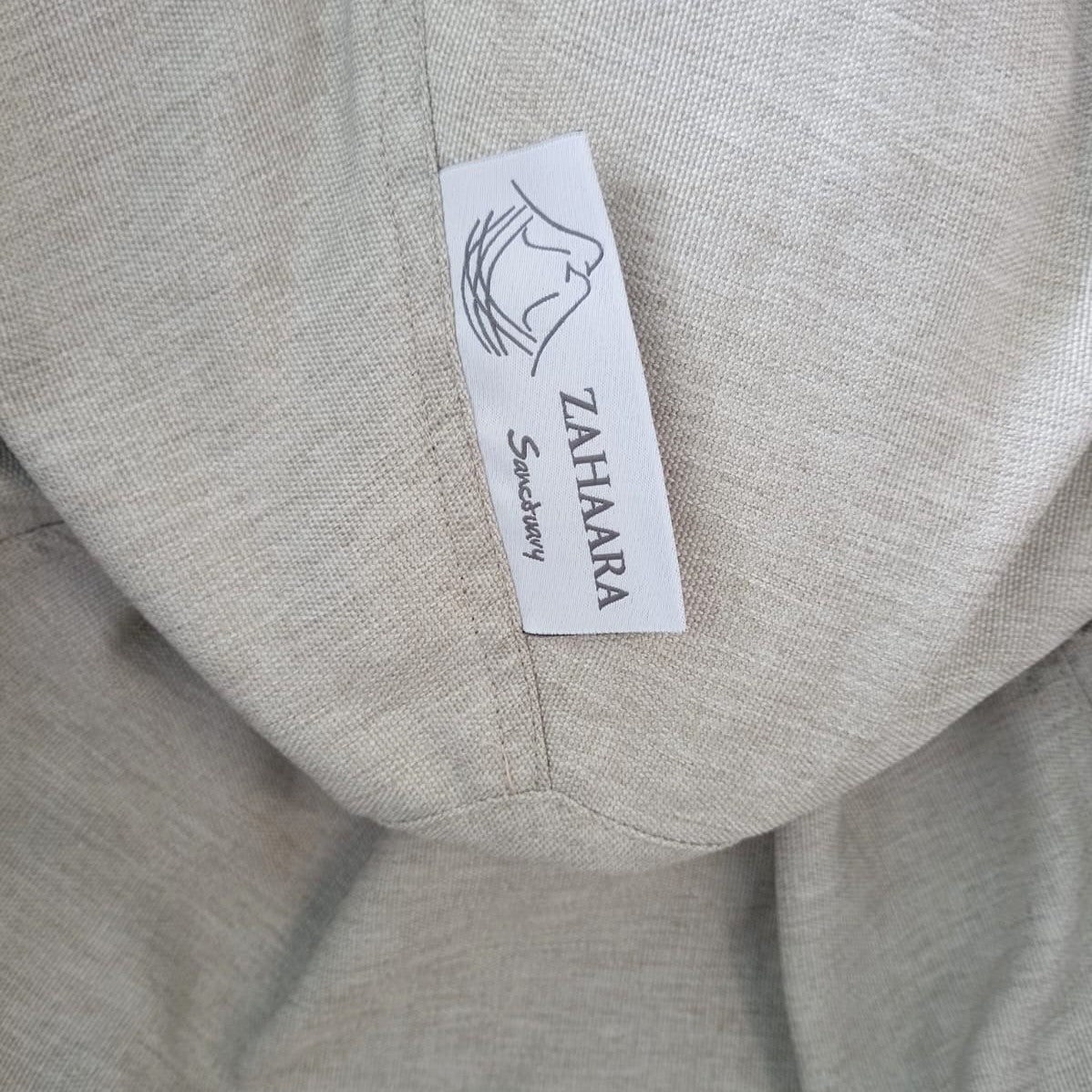 DOVE Cream/White Round XL bean bag chair