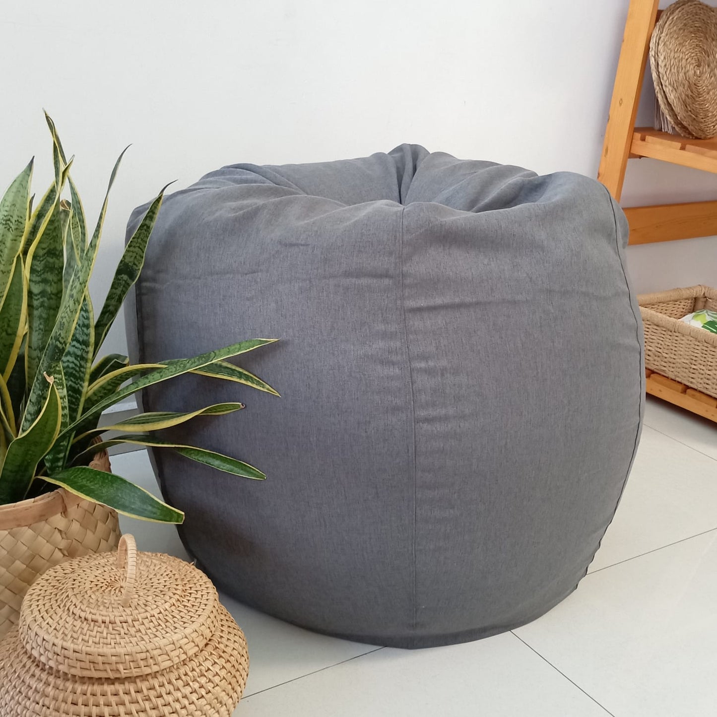 CONNOR Grey round bean bag chair