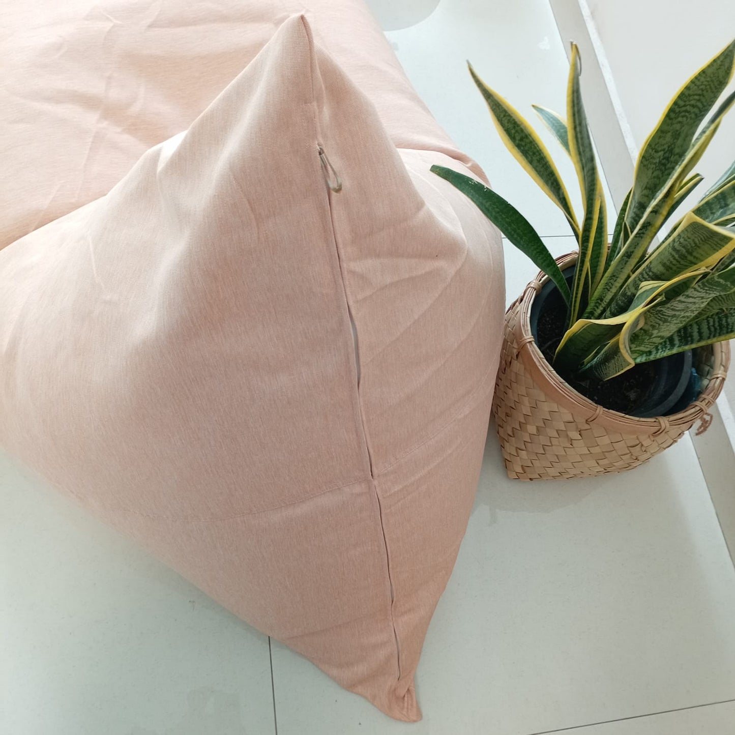 TARA Pale peach bean bag XL