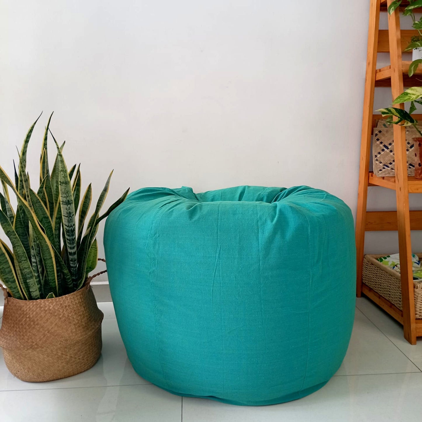 Turquoise round XL bean bag chair in handloom cotton - SEASHELLS