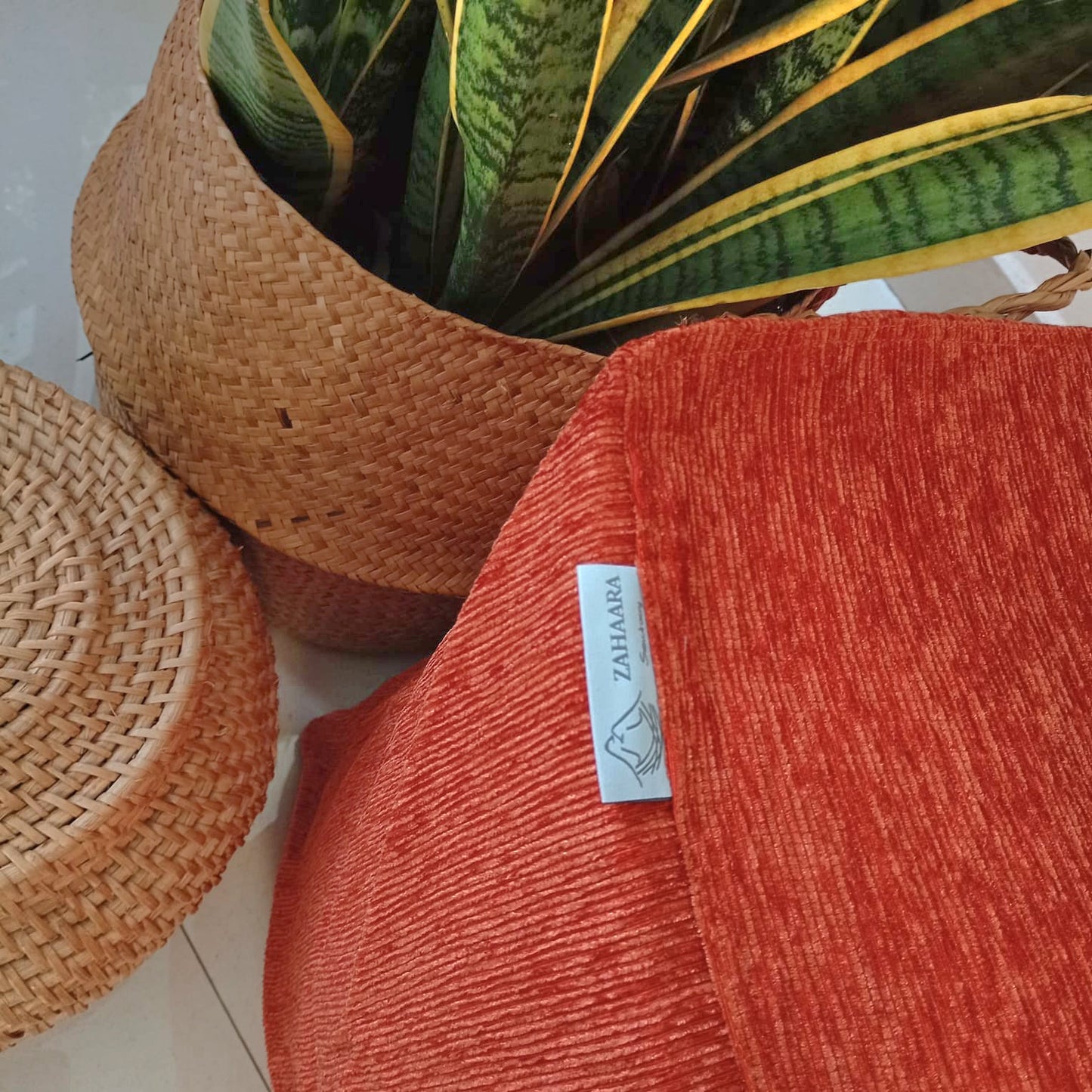 Orange pouf / ottoman - Twilight