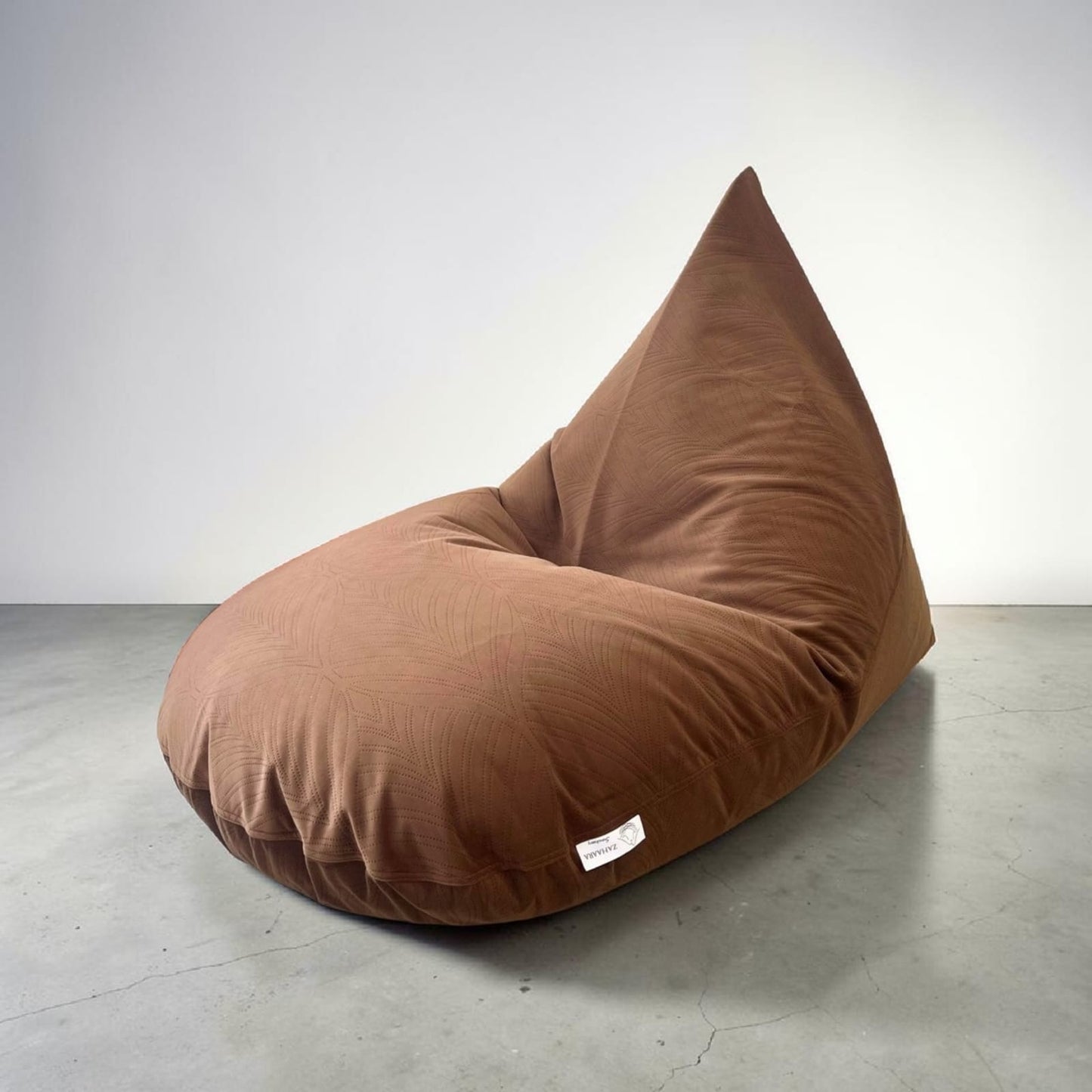 Brown bean bag in velvet - Kaaya