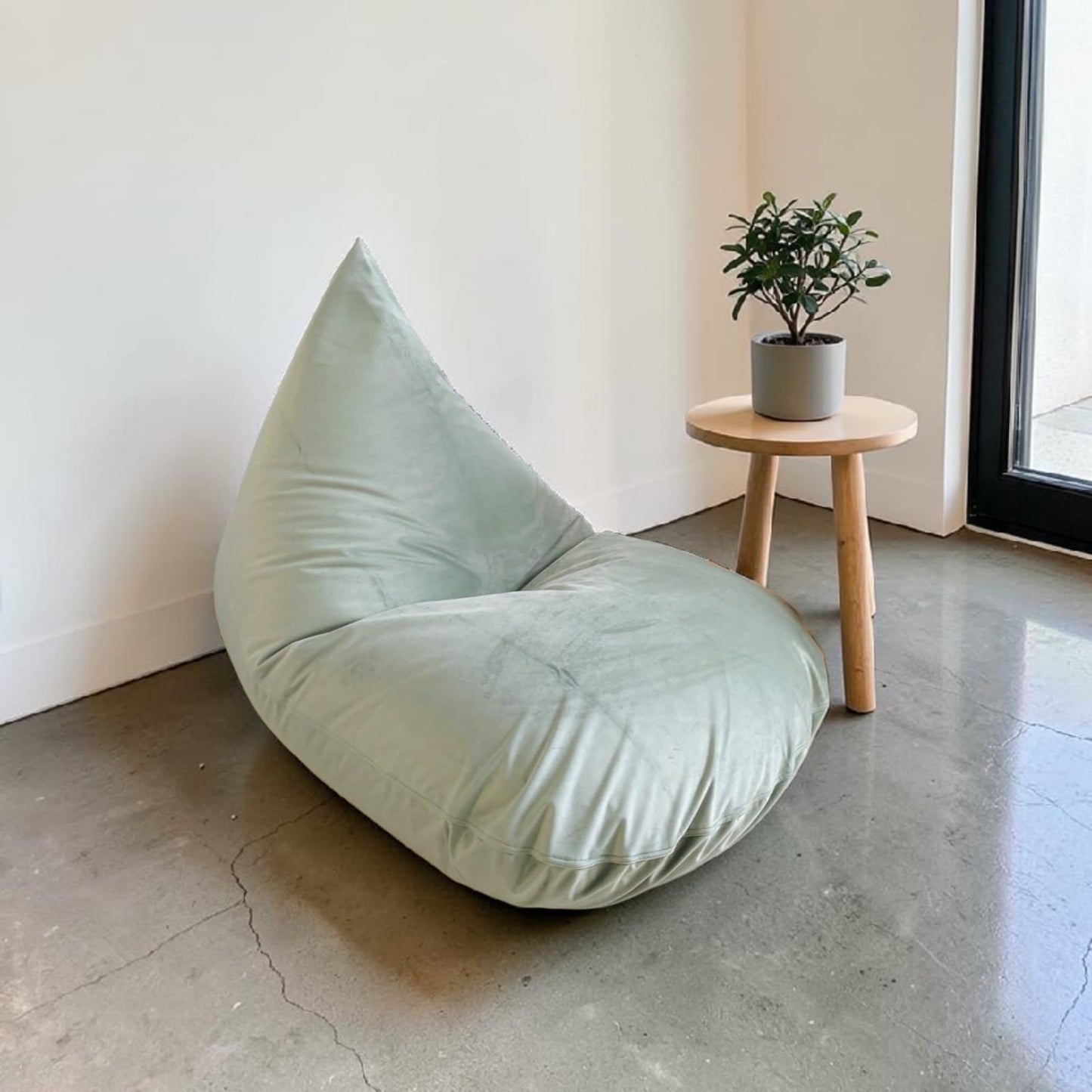 Sage green bean bag in velvet - MIST